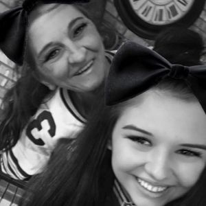 Meet your Posher, Dana